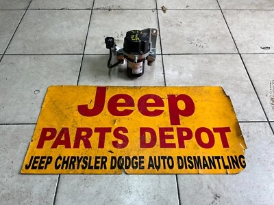 Jeep Wrangler JL JLU 2020 2022 3,6 L bomba de vacío nueva OEM 68360134AC con soporte Foto 1 de 4