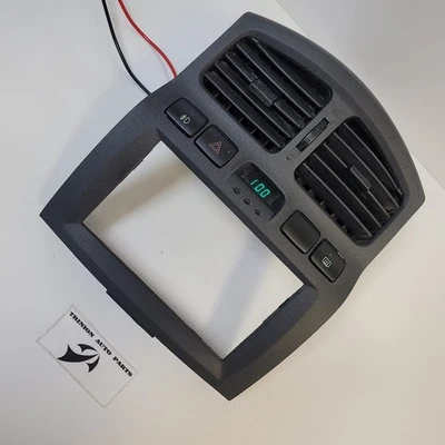 Bisel de radio Hyundai Santa Fe 2001-2006 con rejillas de ventilación gris carbón OEM Foto 1 de 4