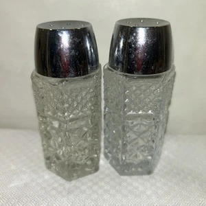 WEXFORD Salt & Pepper Shakers Anchor Hocking - Picture 1 of 4