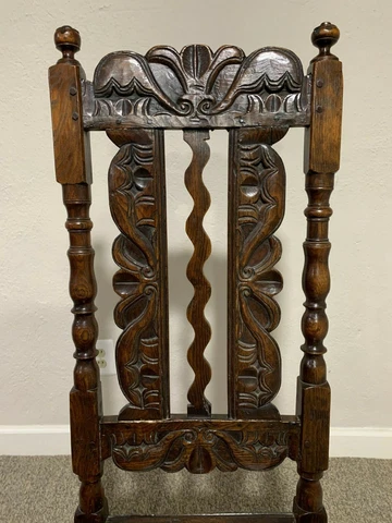 Rare 17th Century English Dining Chair from Yorkshire Good Condition Cover