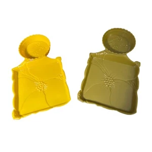 Vintage-2 Hofmann Industries Snack Tray Cup Holder Hard Plastic Yellow USA Made - Picture 1 of 8