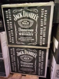 Jack Daniel's Whiskey 70 cl. Guitar Case - Chitarra Ct Da 6 Bottiglie Completo - Foto 1 di 1