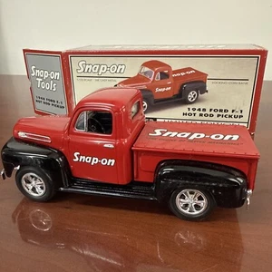 NEW SNAP ON COLLECTOR SERIES 1948 FORD F-1 HOT ROD PICKUP BANK 1:25 SCALE - Picture 1 of 7