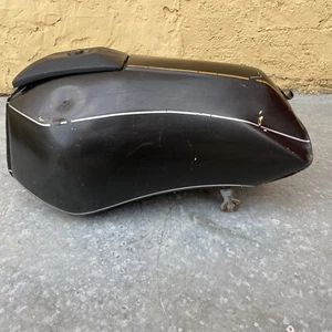 TANK APRILIA 125 ST TANK FUEL GEBRAUCHT DECKEL HAHN SENSOR KEIN SCHLÜSSEL - Bild 1 von 9