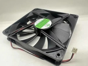 POWEYEAR PY-13525H12S DC12V 0.48A 135 * 25MM Wentylator NOWY - Zdjęcie 1 z 3