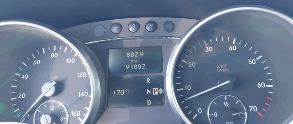 2006-2007 ML Class OE Speedometer Gauge Cluster 91K Miles Mercedes-Benz - Изображение 1 из 4