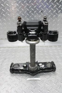 1982 YAMAHA XT550 FRONT FORKS UPPER LOWER TRIPLE TREE SET - Picture 1 of 12