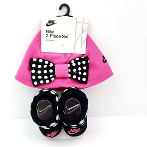 Nike Newborn Baby Girl 0-6 M Pink Polka Dot Beanie Bow Socks Booties 2 Piece Set - Picture 1 of 6