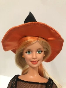 MUÑECA HALLOWEEN ENCANTADA BARBIE NARANJA NEGRA MODA BRUJA VESTIDO SOMBRERO - Imagen 1 de 8