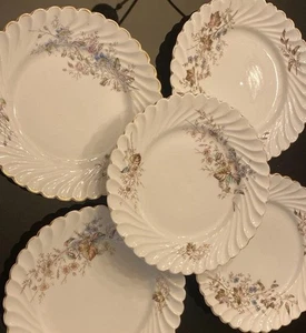 Set of 5 Vintage German (possibly Heinrich & Co.?) Plates with Gold Trim 7.5” - Picture 1 of 4