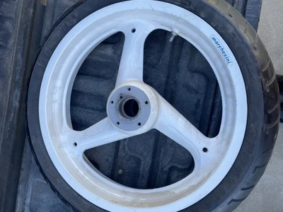 Llanta Suzuki GSXR 600 750 buen estado marchesini Foto 1 de 4