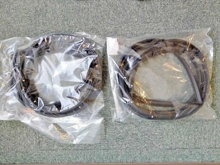 Tira climática de puerta MAZDA RX-7 RX7 SA22C 1979-1985 genuina goma izquierda y derecha OEM Foto 1 de 1