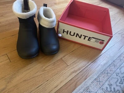 HUNTER In/Out Short Rain Boot Woman’s Size 10 - Image 1 of 4