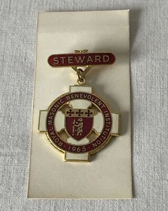 Enamel 1965 Royal Masonic Benevolent Institution STEWARD Pin Jewel Medallion #73 - Imagen 1 de 7
