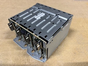 872971-001 DL38X G10 8SFF NVME BACKPLANE+CAGE | REF - Afbeelding 1 van 1
