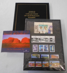 #A. 2002 AUSTRALIAN STAMP YEAR BOOK & ROYAL MINT COINS GIFT SET - Picture 1 of 5