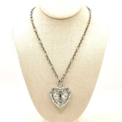 Collar Reloj Vintage Betsey Johnson Cristal Tono Plateado Ornamentado Corazón Flor K Foto 1 de 4