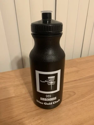 Бутылка для воды для диск-гольфа 989 Airbenders — черная 24 унции без бисфенола А сделано в США - Изображение 1 из 3