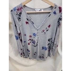 Reitmans The Classic Womens Gray Floral Pull Over Cottagecore Shirt Size M - Picture 1 of 4