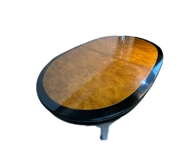 Mesa de comedor ovalada Century Furniture Chin Hua de Raymond Sabota  Foto 1 de 4