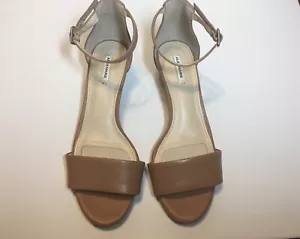 Women’s Alex Marie Leather Ankle Strap low Heel Wedge Nude Sandals Size 7.5M - Picture 1 of 11
