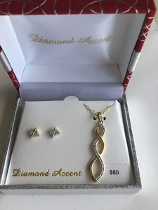 DIAMOND ACCENT PENDANT & STUD EARRINGS NIB MFG $60 - Picture 1 of 6