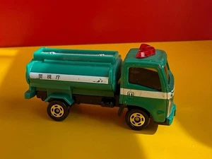 Camión cisterna Tomica Minicar Isuzu Elf Departamento de Policía Metropolitana PK - Imagen 1 de 5