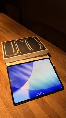 iPad Pro 12,9” (2024) M4, 512 GB, Schwarz, WiFi - Bild 1 von 4