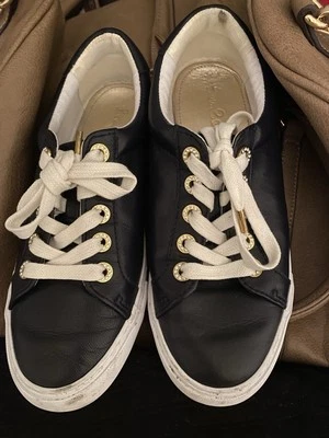 Zapatilla deportiva Hallie Lux Lilly Pullitzer | Talla 8M | Cuero Azul Marino Dorado Estrás Foto 1 de 4