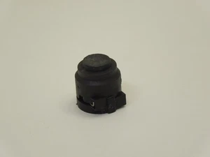 VW Touareg CR Radiator End Stop Pipe Cap Cover 4D0133335 - Picture 1 of 6