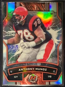 Anthony Munoz Refractor 2025 Topps Resurgence Football Cincinnati - Picture 1 of 2