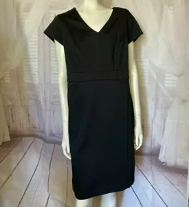 Belle Curve Dress Plus Size 16 Black Bodycon Cap Sleeve Round Neck Zip Close NWT - Picture 1 of 5