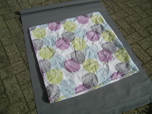 IKEA Malin rund 19489 Kopfkissenbezug Muster Kreise 70´s retro (80*80) - Bild 1 von 6