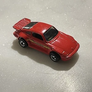 Hot Wheels Porsche 930 Turbo #148 Malaysia 1:64     w/ Tampos Red - Picture 1 of 8
