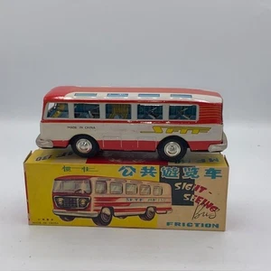 Autobus cinese in latta 7" con sirena ad attrito MF130 - Foto 1 di 11