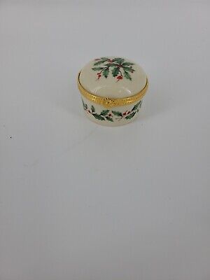 Lenox Porcelain Holly Christmas Trinket Box • 8€