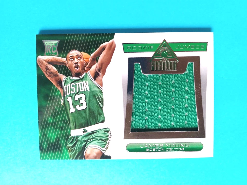 Reliquia de novato Panini Paramount James Young #5 RC 2014-15 #15/49 Boston Celtics Foto 1 de 3