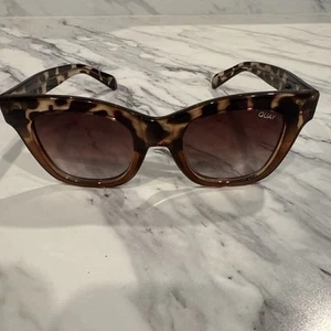 Quay After Hours Tortoise Brown Fade Polarized Gradient Sunglasses - Picture 1 of 9