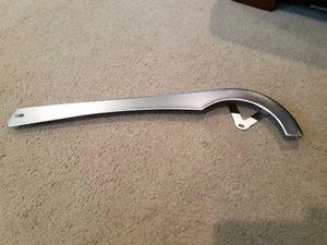 NEW BICYCLE CHAIN GUARD CHROME/SIVER 26"BICYCLES CRUISER BMX LOWRIDER, 21"LONG - Picture 1 of 5