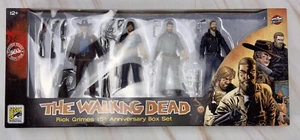 SDCC The Walking Dead 2018 Rick Grimes 15 aniversario juego de caja Mcfarlane Toys - Imagen 1 de 3