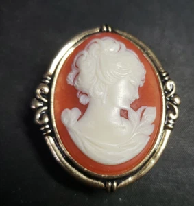 Estee Lauder Victorian Lady Cameo Empty Solid Perfume Compact Pill Trinket Box - Picture 1 of 6