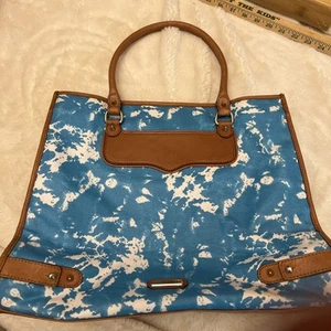 Bolso de Mano REBECCA MINKOFF Lg Azul Tie Dye - Lona Recubierta - Asas/Ajuste de Cuero - Imagen 1 de 6