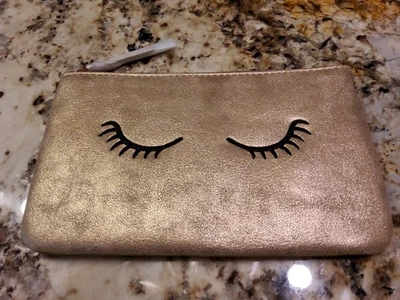 BOLSA DE PESTAÑAS METÁLICA STELLA & DOT - ¡NUEVA EN PAQUETE!! Foto 1 de 4