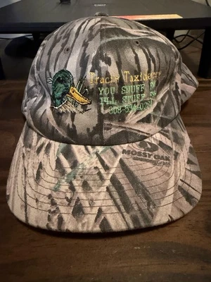 Sombrero con correa trasera de roble musgo camuflado Foto 1 de 2