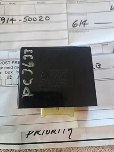95-00 Lexus LS400 Antenna Control Relay 96 97 98 99 85914-50020 OEM LS 400 1995 - Picture 1 of 4