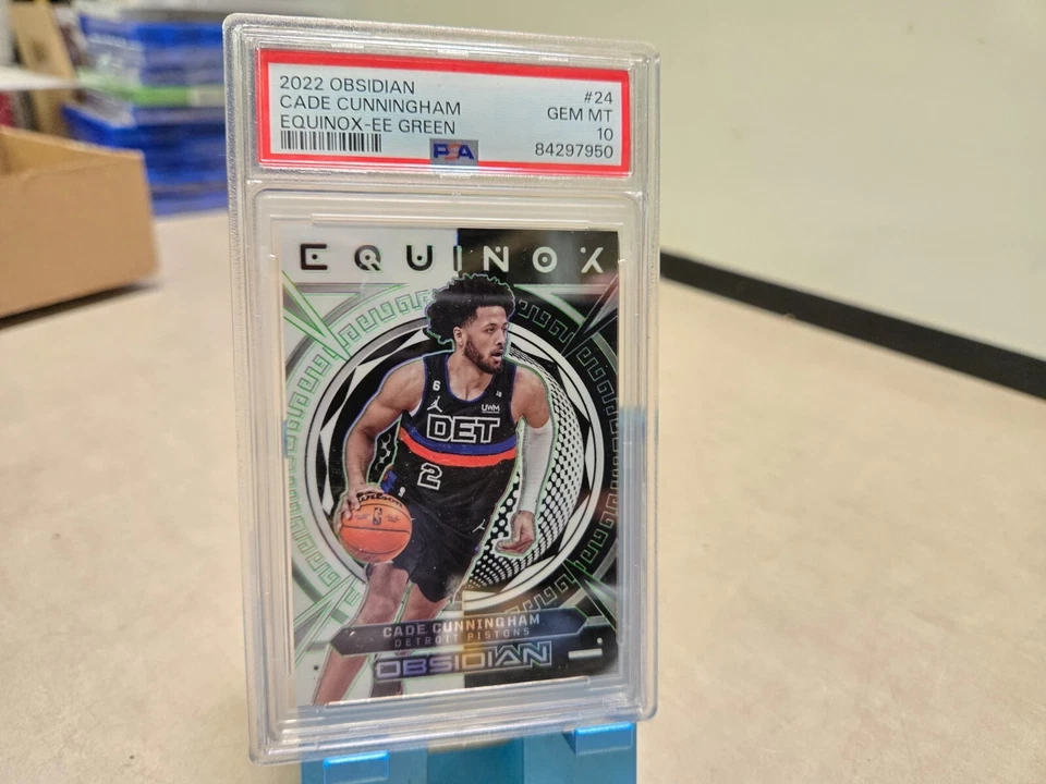 PSA 10 2022-23 Panini Obsidian Cade Cunningham Equinox Green Etch /25 POP 1 - Image 1 of 2