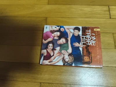 DVD (3) "One Tree Hill - Staffel 1" - Fernseh Serie - 2003 - 905 Minuten- FSK 12 - Bild 1 von 3