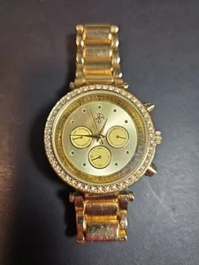 Reloj Pulsera Fortune NYC Tono Dorado Acero Inoxidable Estrás Funciona PARA REPUESTOS - Imagen 1 de 20