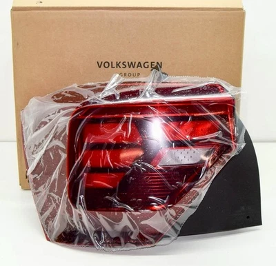 VW POLO MK6 FACELIFT 2021-2025 GENUINE NSR REAR LEFT LED TAIL LIGHT 2G0945095F - Image 1 of 4