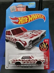 Hot Wheels 2016 #99/250 HW Flames 9/10 : '65 Pontiac GTO White - Picture 1 of 2